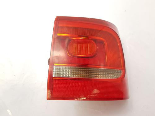 Højre baglygte VW TOURAN (1T3) 1.6 TDI (105 hp) 28049834