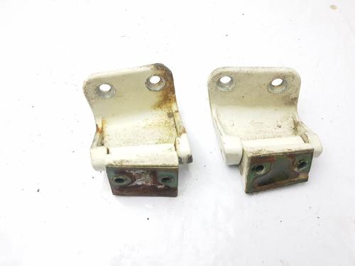Used Hinge/Door check strap Hinge/Door check strap VW TRANSPORTER T4 Van (70A, 70H, 7DA, 7DH) 2.0 (84 hp) 32331853 32331853