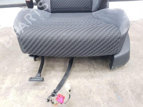 Right front seat VW GOLF VII (5G1, BQ1, BE1, BE2) 2.0 TDI | BP28104985C16