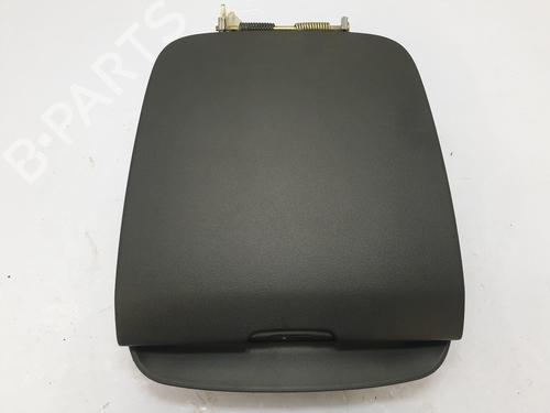 Used Glove box SUBARU FORESTER (SG_) 2.0 X AWD (SG5) (158 hp) 22668058
