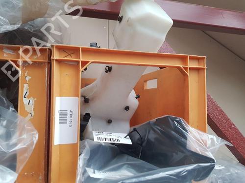 Windscreen washer tank MCLAREN 650S Spider 3.8 | BP22684074C113 