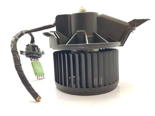 Heater blower motor VAUXHALL CORSA Mk III (D) (S07) 1.0 i 12V (L08) | BP29815744M62 
