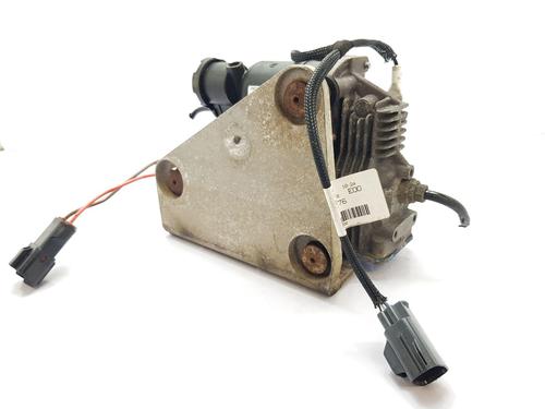 Used Suspension compressor LAND ROVER RANGE ROVER SPORT I (L320) 3.0 D 4x4 (245 hp) 29900434