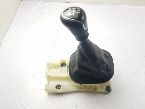 Used Gear lever Gear lever HYUNDAI ix35 (LM, EL, ELH) 2.0 CRDi (136 hp) 36459597 36459597