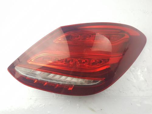 Used Right taillight Right taillight 37072718 37072718