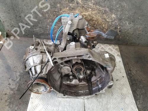 Used Gearbox Gearbox VW GOLF VI (5K1) 1.6 TDI (105 hp) 33917530 33917530