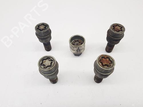 andre-vw-touareg-cr7-rc8-2017-32509739 main image