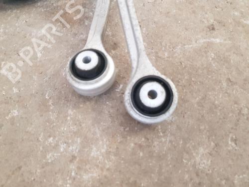 Right front steering knuckle AUDI A4 B9 Avant (8W5, 8WD) RS4 TFSi quattro | BP32375044M26