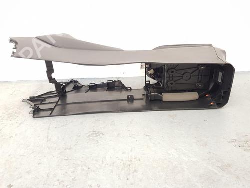 Armrest / Center console TOYOTA RAV 4 V (_A5_, _H5_) 2.5 Hybrid AWD (AXAH54, AXAL54) | BP36459687I20 - Image 11