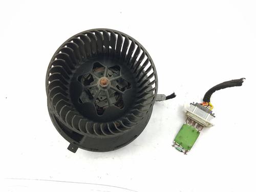 Heater blower motor VW GOLF VI (5K1) 1.6 TDI | BP29378803M62