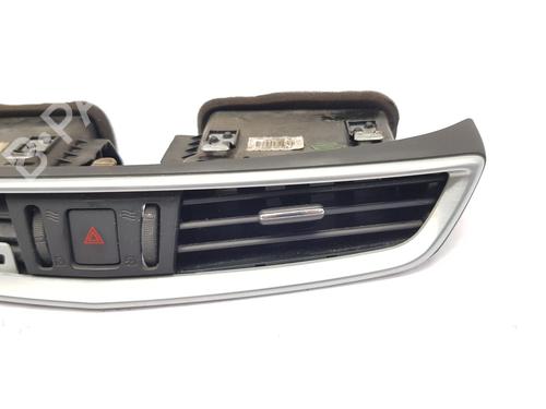 Air vent NISSAN QASHQAI II (J11, J11_) 1.3 DIG-T | BP26723476I21 