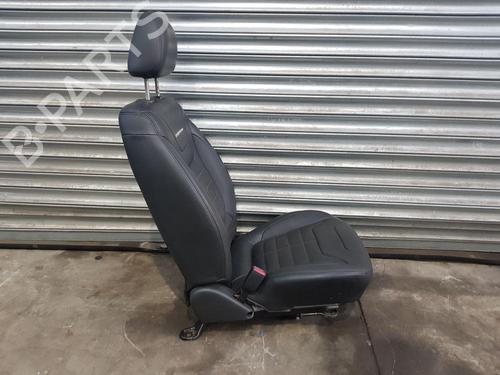 Right front seat MITSUBISHI L200 / TRITON (KA_T, KB_T) 2.5 DI-D 4WD (KB4T) | BP30923983C16