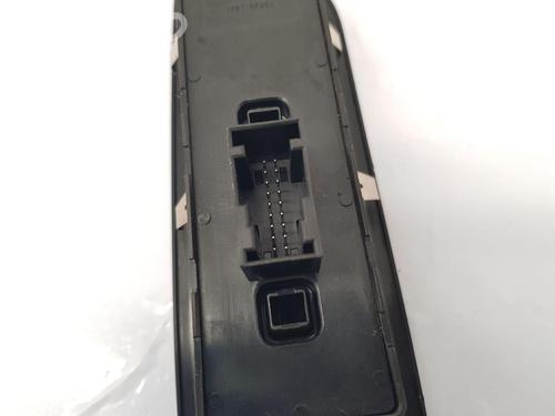 Right front window switch JEEP RENEGADE SUV (BU, B1, BV) 1.6 CRD | BP32127515I26 