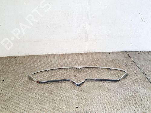 Used Grille CITROËN C3 / C3 ORIGIN III (SX) 1.2 THP 110 (110 hp) 27811520