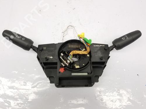 Used Steering column stalk VAUXHALL CORSA Mk III (D) (S07) 1.2 i 16V (L08) (86 hp) 31819715