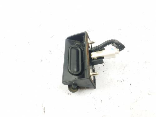 Used Tailgate handle HONDA CIVIC IX (FK) 2.2 i-DTEC (FK3) (150 hp) 31864185