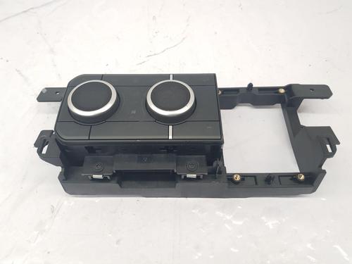 Used Climate control Climate control 36884133 36884133