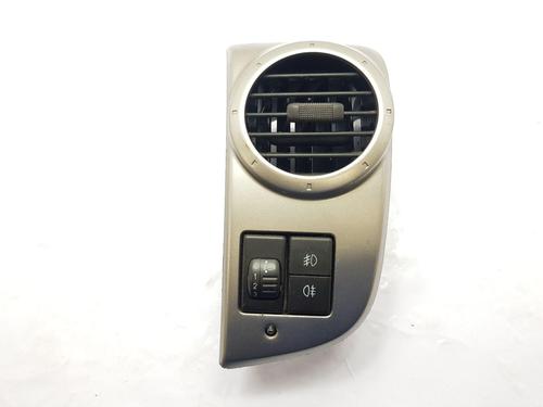 Used Air vent ISUZU D-MAX I (TFR, TFS) 2.5 DiTD 4x4 (TFS86_) (136 hp) 29870978