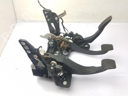 Used Pedal Pedal VAUXHALL ZAFIRA Mk III (P12) 2.0 CDTi (75) (130 hp) 35966968 35966968
