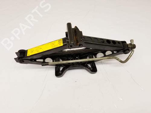 Jack Kit Jack Kit FORD FOCUS II (DA_, HCP, DP) 1.6 (100 hp) 35967103 35967103