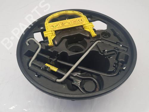 Used Jack Kit Jack Kit RENAULT CLIO II (BB_, CB_) 1.2 16V (BB05, BB0W, BB11, BB27, BB2T, BB2U, BB2V, CB05,... (75 hp) 40221730 40221730