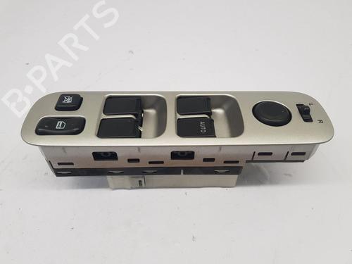 Used Right front window switch Right front window switch SUZUKI LIANA (ER, RH_) 1.6 i (RH416) (106 hp) 33030059 33030059