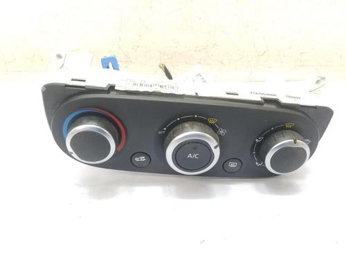 Used Climate control RENAULT CLIO IV (BH_) 1.2 16V (73 hp) 25838773