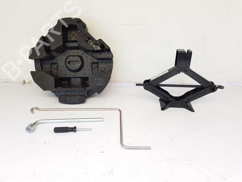 Used Jack Kit SUBARU FORESTER (SJ_) 2.0 D AWD (SJD) (147 hp) 26943253