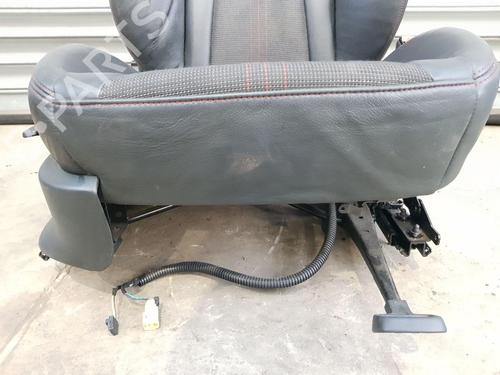 Right front seat AUDI A1 (8X1, 8XK) S1 quattro | BP23332150C16 