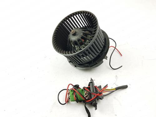 heater-blower-motor-renault-clio-iii-br01-cr01-2005-2006-2007-2008-2009-2010-2011-2012-2013-2014-31663722 main image