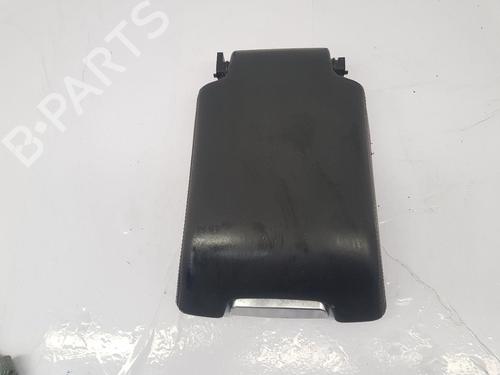 Used Armrest / Center console Armrest / Center console LAND ROVER RANGE ROVER SPORT I (L320) 3.0 D 4x4 (245 hp) 35885390 35885390
