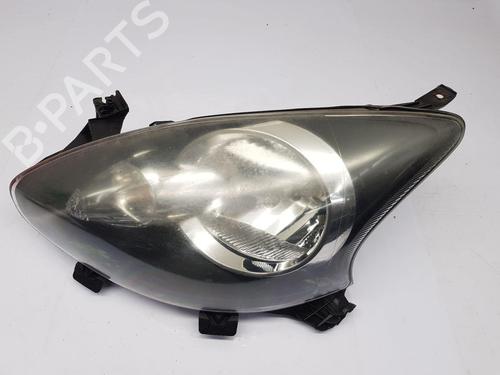 Venstre forlygte TOYOTA AYGO (_B1_) 1.0 (KGB10_, KGB10R) (68 hp) 30090861