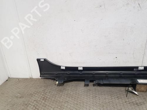 Left sideskirt BMW 1 (F40) 118 i | BP30090851C115 
