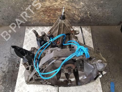 gearbox-renault-clio-iii-br01-cr01-2005-2006-2007-2008-2009-2010-2011-2012-2013-2014-36308323 main image