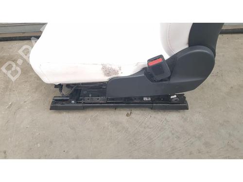 Right front seat TESLA MODEL 3 (5YJ3) EV AWD | BP33329918C16  - Image 16
