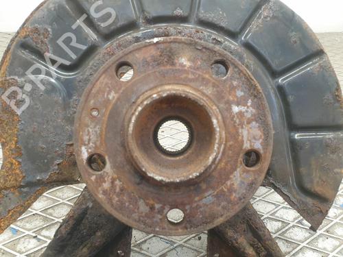 Right front steering knuckle VW CADDY III Box Body/MPV (2KA, 2KH, 2CA, 2CH) 2.0 SDI | BP24622889M26 