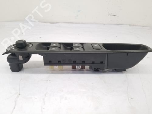 Right front window switch RENAULT ZOE (BFM_) ZOE | BP39616791I26 - Image 2