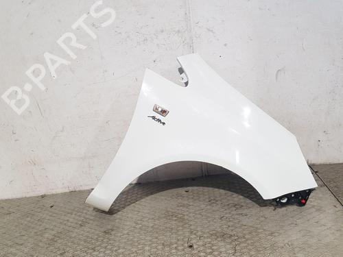 Used Right front fenders Right front fenders VAUXHALL CORSA Mk III (D) (S07) 1.2 i 16V (L08) (86 hp) 36698728 36698728