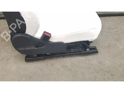 Left front seat TESLA MODEL 3 (5YJ3) EV AWD | BP33329919C15 - Image 16