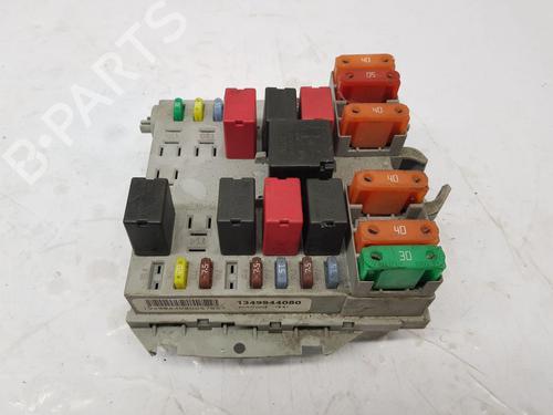Used Fuse box Fuse box 39641284 39641284
