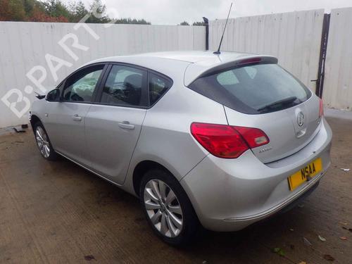 Engine control unit (ECU) VAUXHALL ASTRA Mk VI (J) (P10) 1.6 | BP35967323M57 - Image 11
