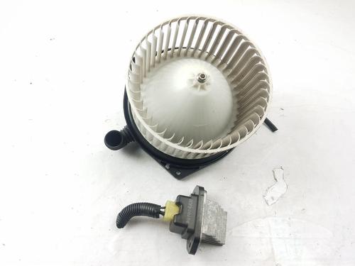 Used Heater blower motor HONDA CIVIC VII Hatchback (EU, EP, EV) 1.6 i (EP2, EU8, EU6) (110 hp) 31841755