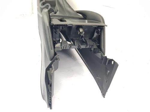 Armrest / Center console NISSAN QASHQAI II (J11, J11_)  | BP30471574I20 