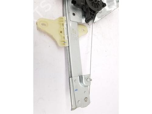 Front left window mechanism DACIA DUSTER (HM_) 1.6 SCe 115 (HMM1) | BP28081461C22 