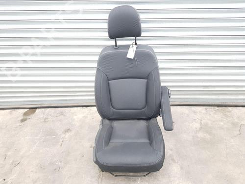 Used Right front seat RENAULT TRAFIC III Van (FG_) [2014-2026]  27487268