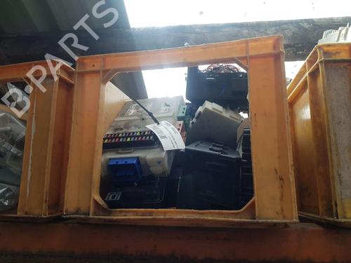 Fuse box MITSUBISHI L200 / TRITON (KJ_, KK_, KL_) 2.4 DI-D 4WD (KL1T) | BP22206700E1 