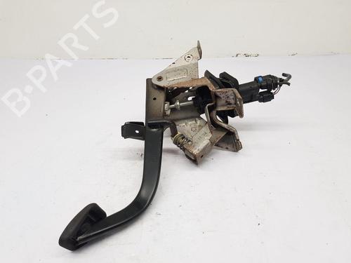 Clutch pedal VOLVO V40 Hatchback (525) T3 | BP30161418I13 