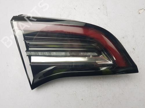Used Left tailgate light Left tailgate light TESLA MODEL 3 (5YJ3) EV AWD (351 hp) 33726487 33726487