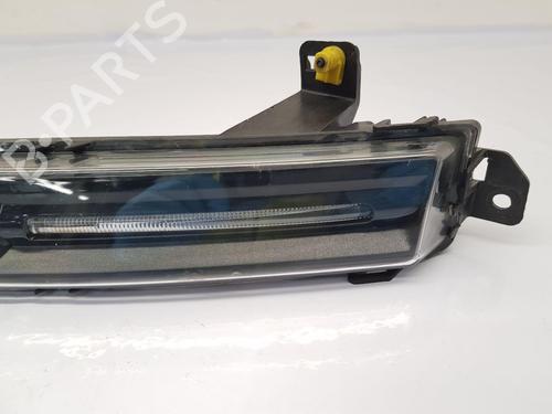 Right front fog light LAND ROVER RANGE ROVER VELAR (L560) | BP32127702C31 - Image 3