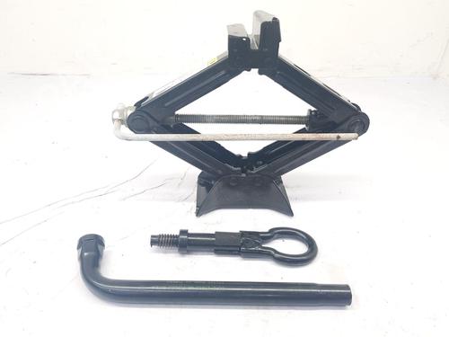 jack-kit-ford-fiesta-vi-cb1-ccn-2008-36167295 main image